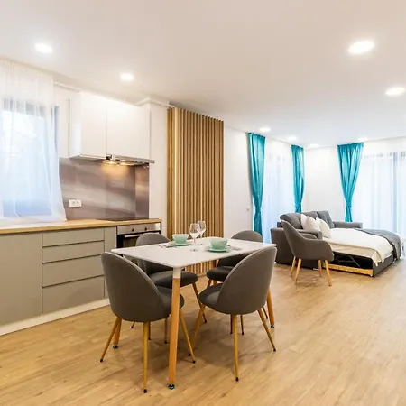 Arena Apartment *